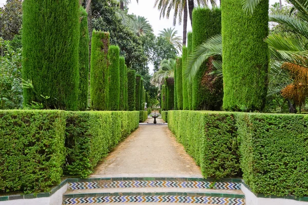 Garden of the Poets, Alcazar, Seville — Stock Photo, Image