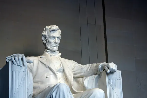 雕像的亚伯拉罕 · 林肯 — 图库照片