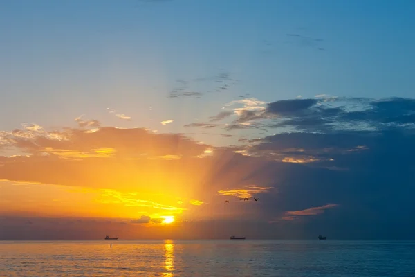 Východ slunce nad Atlantský oceán — Stock fotografie