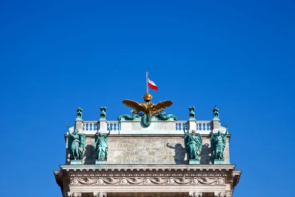 在维也纳，奥地利皇家宫殿的细节 — 图库照片