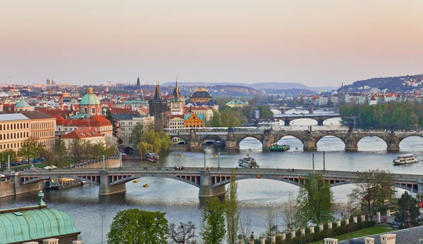 Vista de los puentes de Praga — Foto de Stock