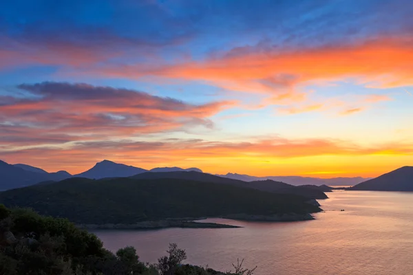Vackra solnedgången över Egeiska havet — Stockfoto