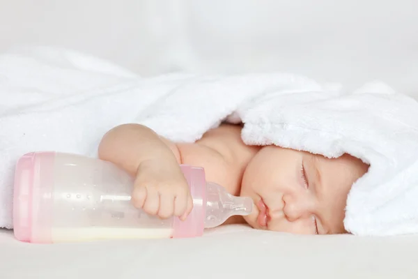 Alvó kislány — Stock Fotó