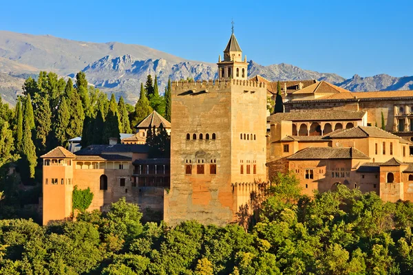 Alhambra på solnedgången, granada, Spanien — Stockfoto