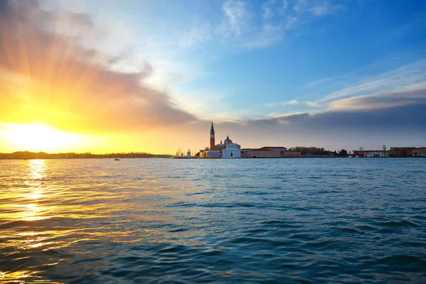 Soluppgång i Venedig — Stockfoto