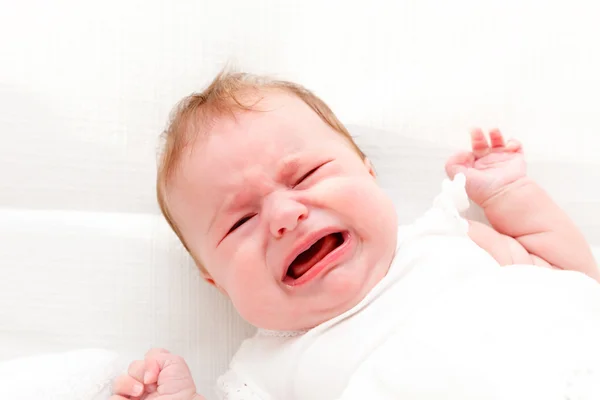 Плачущий ребенок — стоковое фото