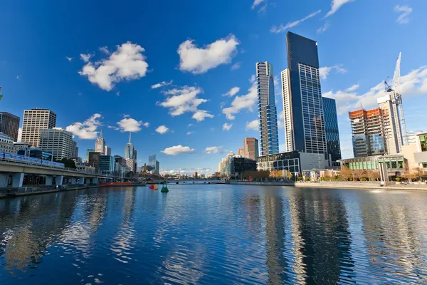 Skyscrapers on Yarra River, Melbourne — Stock Photo, Image