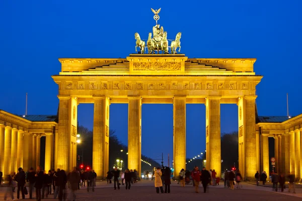 Braniborská brána v noci, Berlín — Stock fotografie