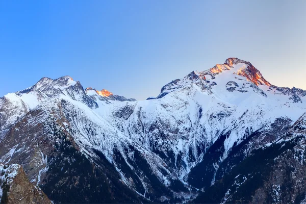 Franse Alpen bij zonsondergang — Stockfoto