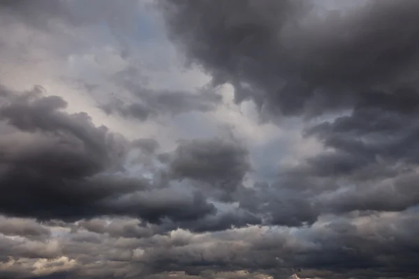 Natural backgrounds: stormy sky — Stock Photo, Image