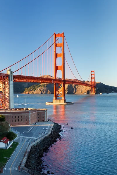 Golden Gate Bridge ao pôr-do-sol, São Francisco — Fotografia de Stock