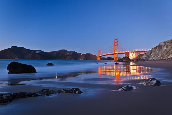 Golden Gate Bridge after sunset, San Francisco — Stock Photo, Image
