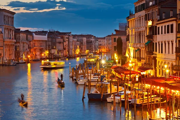 Canal Grande på natten, Venedig — Stockfoto