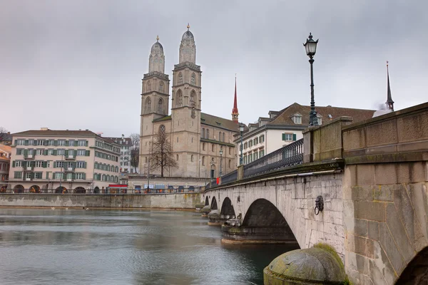 Zurich miasto, Szwajcaria. Katedra grossmunster — Zdjęcie stockowe