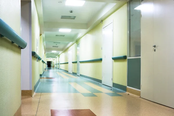 Korridor på sjukhus — Stockfoto