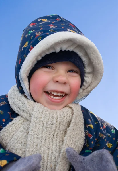 Glad vinter pojke — Stockfoto