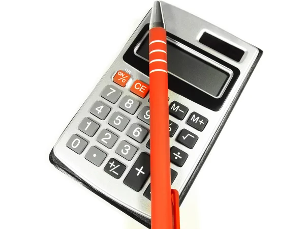 Calculadora y pluma — Foto de Stock