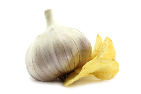 Garlic and chips — Stock Photo, Image