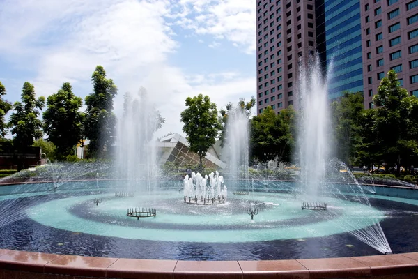 城市喷泉 — 图库照片
