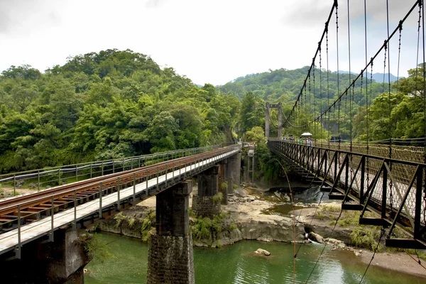 A suspension bridge — Stock Photo, Image