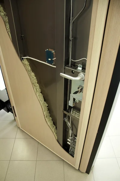 Mechanisme van gepantserde deur — Stockfoto