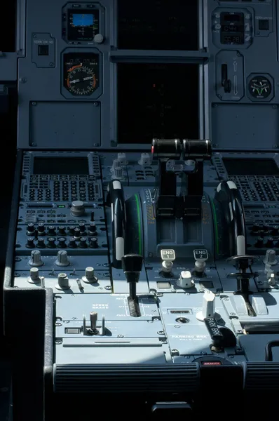 Cockpit della linea aerea — Foto Stock