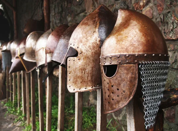 Średniowieczne kaski — Zdjęcie stockowe