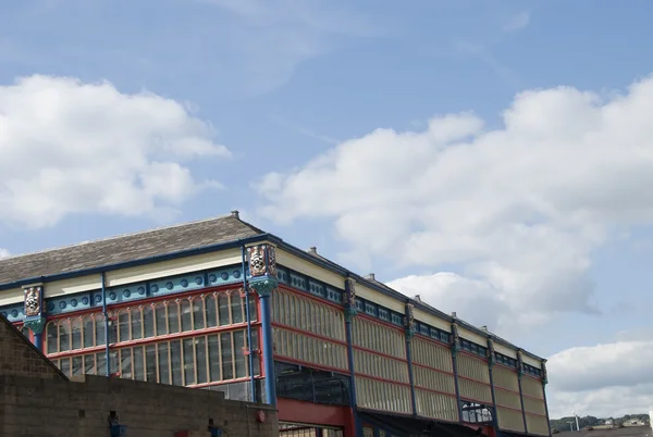 Victorian Market Hall sotto un cielo blu — Foto Stock