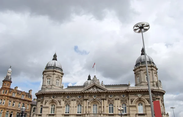 Edificio cívico victoriano con cúpula gemela —  Fotos de Stock