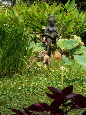 tropikal bahçe heykeli