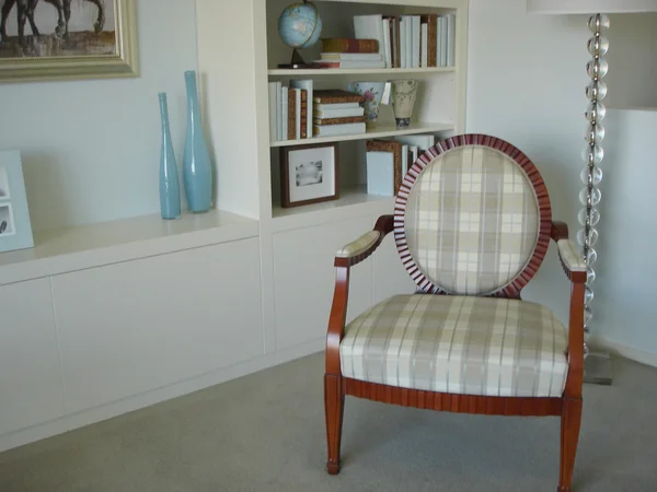 布張りの椅子のフランス スタイル — ストック写真