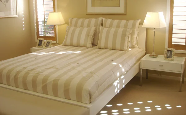 Klasik şerit masater yatak odası — Stok fotoğraf