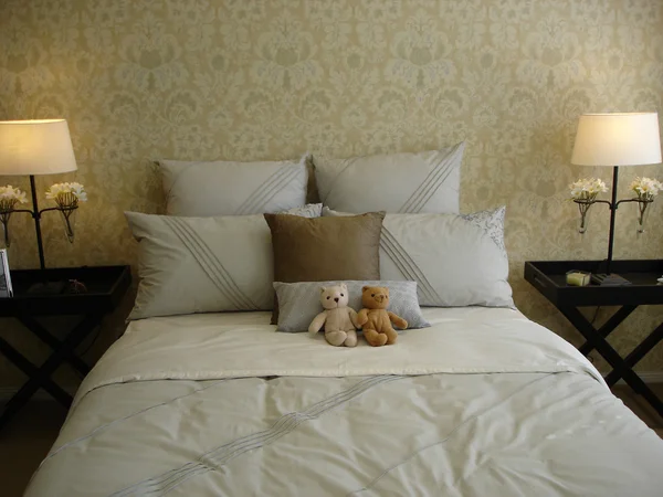 Modern bedroom soft tones — Stock Photo, Image