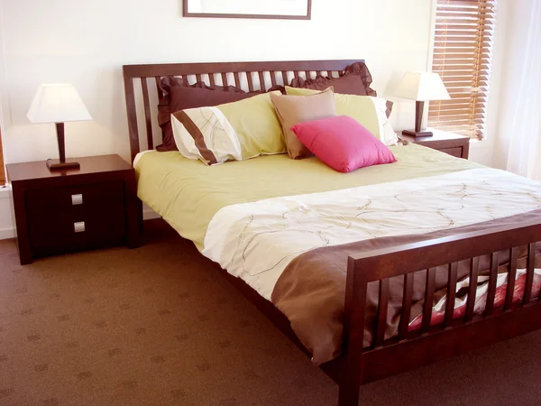 Modern bedroom chocolate brown tones — Stock Photo, Image