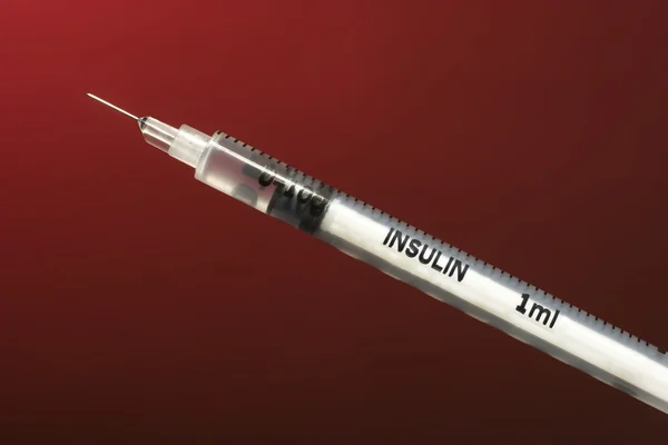 Seringa de insulina com medicamento — Fotografia de Stock