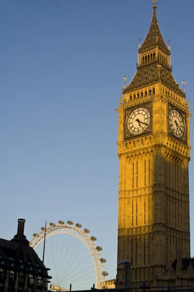 Wieża Big Bena w godzinach wieczornych — Zdjęcie stockowe