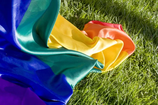 Rainbow cover on the greens — Stock Photo, Image