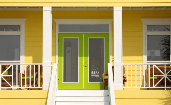 Very colorful entrance way to a Pensacola Florida home — Stock Photo, Image