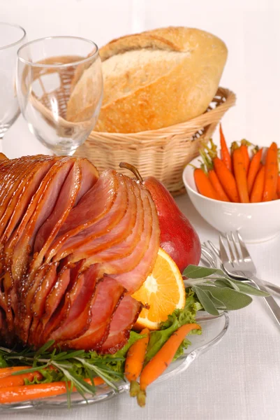Honey and brown sugar glazed Easter ham — Stock Photo, Image