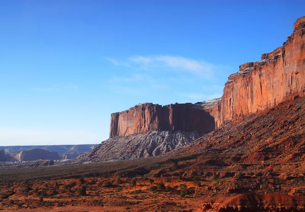 Scogliere trovate nelle terre tribali Navajo della Monument Valley — Foto Stock