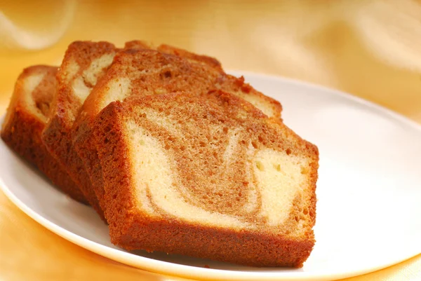 Slices of Cinnamon swirl pound cake — Stock Photo, Image