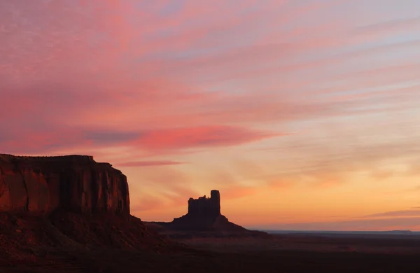 Zonsopgang in Monument Valley — Stockfoto