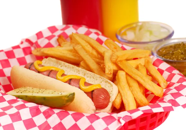 Hot dog con papas fritas —  Fotos de Stock