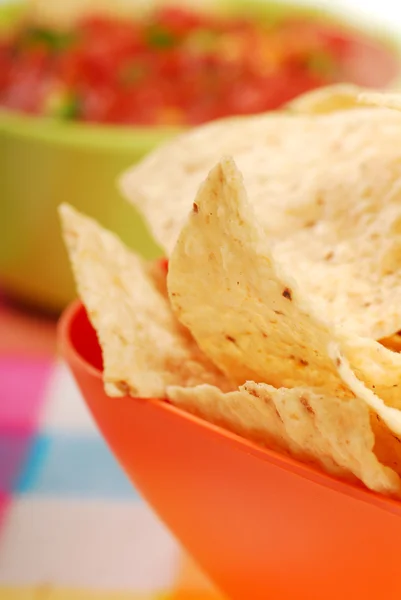 Tortilla chips and salsa — Stock Photo, Image