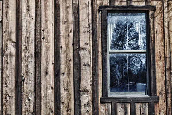 Fenster mit Reflexion. hdr — Stockfoto