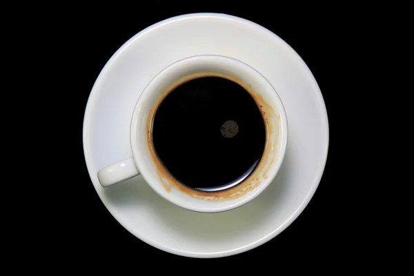 Kopp kaffe isolerad på svart bakgrund — Stockfoto