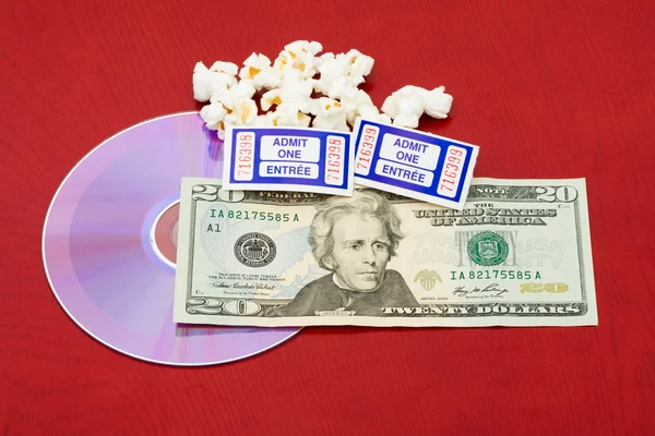 The price of a movie and popcorn — Stock Photo, Image
