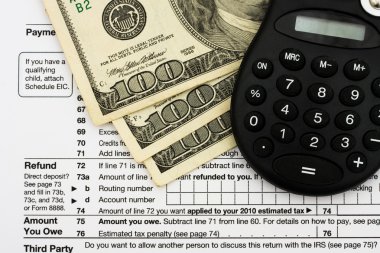 Calculating your tax refund clipart