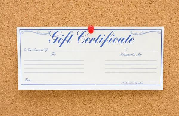Geven van een gift certificate — Stockfoto