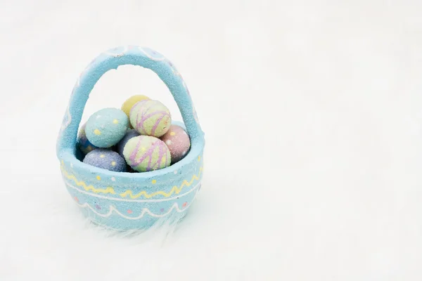 Easter Basket with copy space — Stock Photo, Image